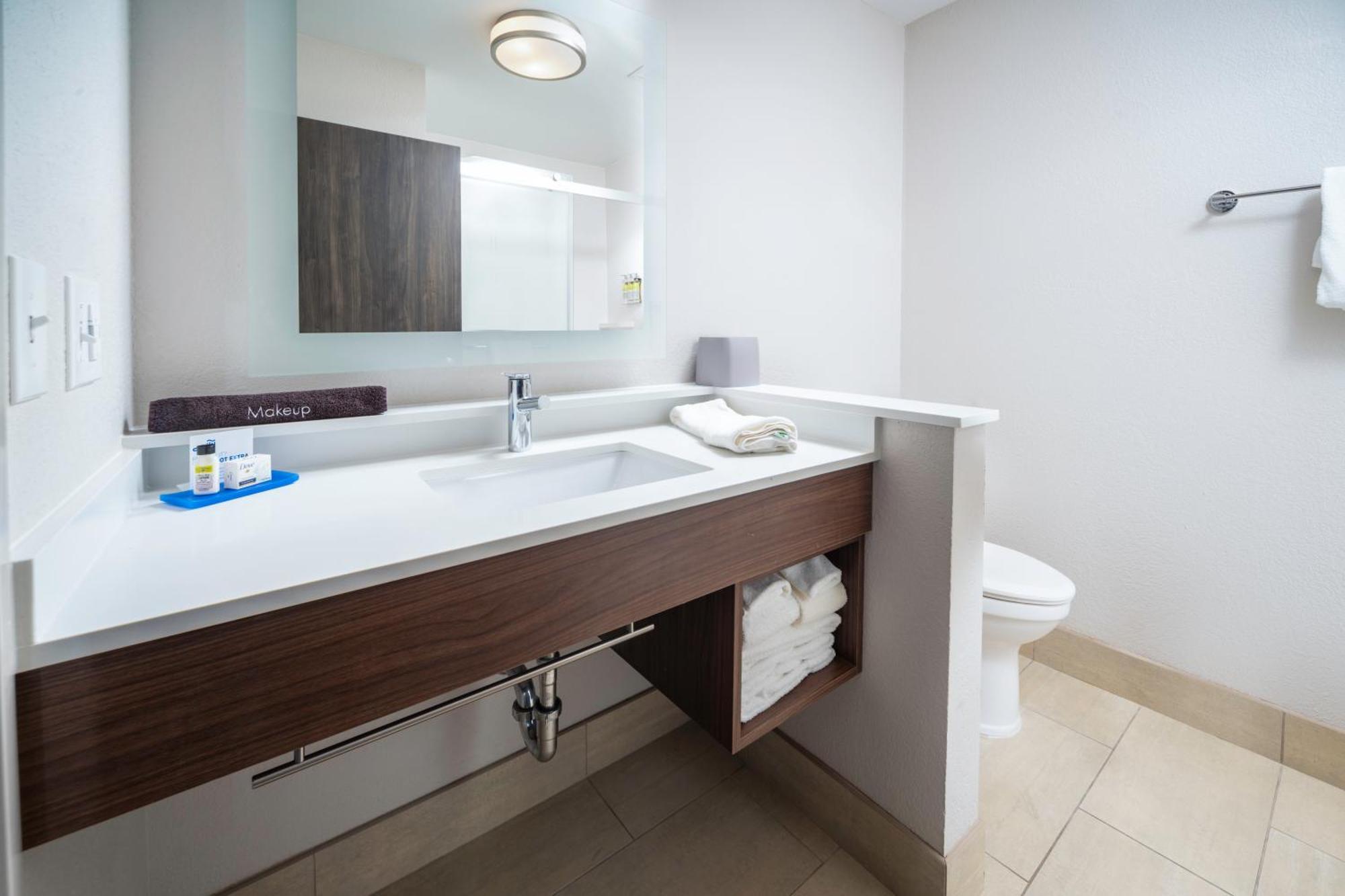 Express & - - Cincinnati Airport By Ihg Hotel Florence