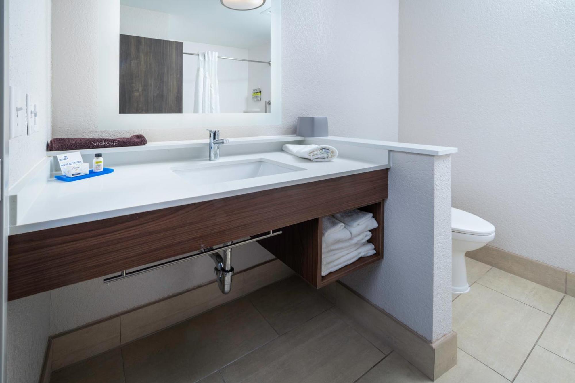 Hotel Express & - - Cincinnati Airport By Ihg Florence