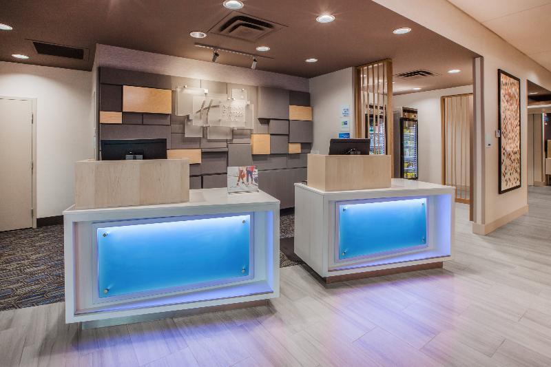 Express & - - Cincinnati Airport By Ihg Hotel Florence